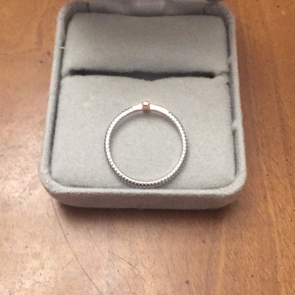 STERLING SILVER AND ROSE GOLD PLATED CROSS RING - Picture 2 of 4